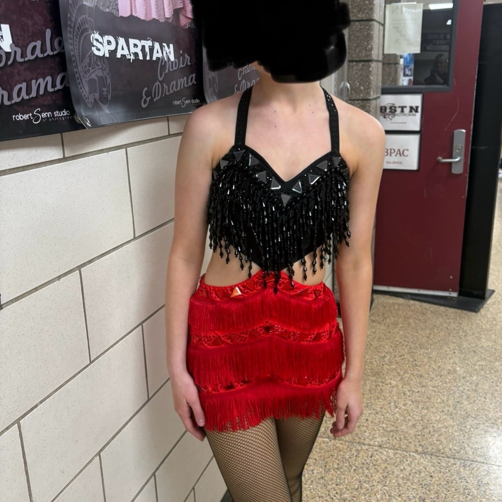 Chic Red Fringe Dance Costume